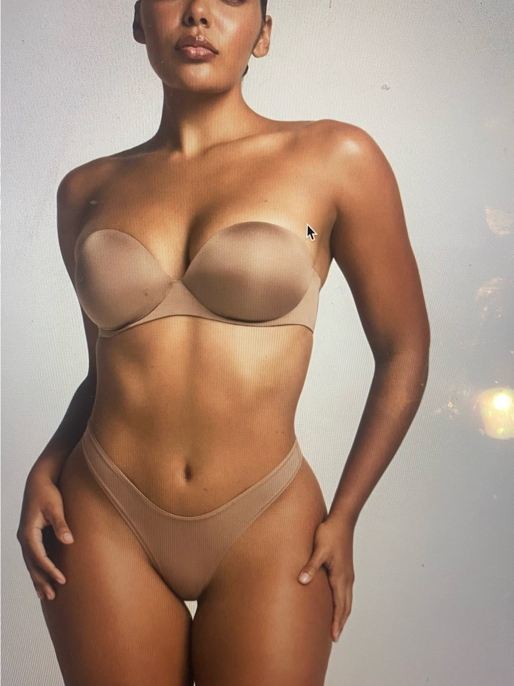 Skims ultimate strapless push-up bra sienna 36-C